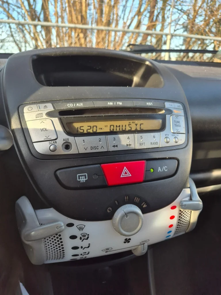 Toyota Aygo — foto 9
