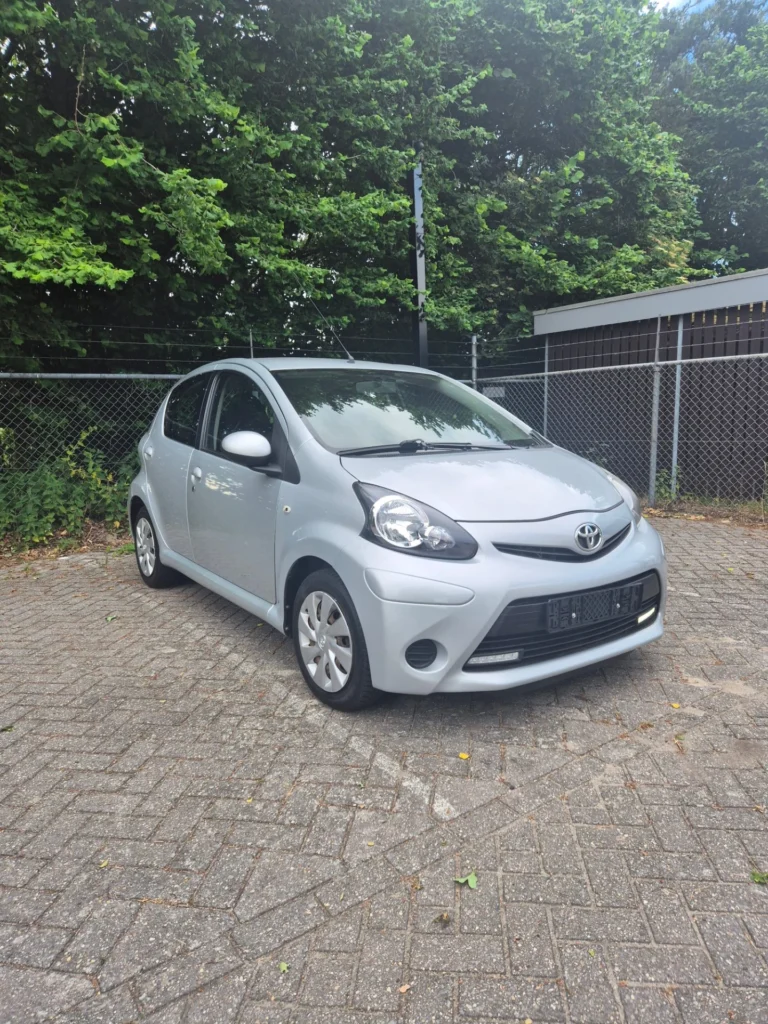 Toyota Aygo — foto 2