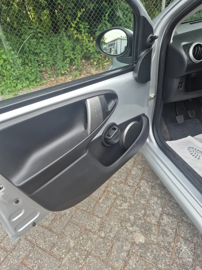 Toyota Aygo — foto 7