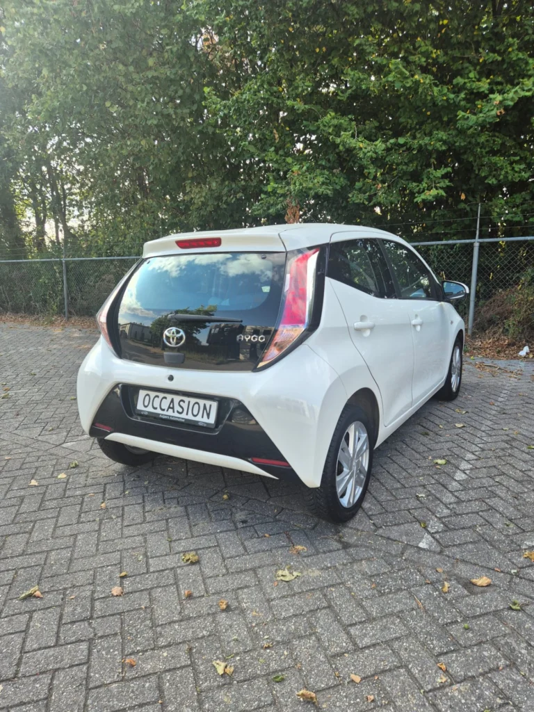 Toyota Aygo — foto 4